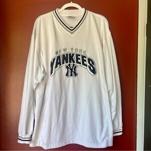 **SOLD** Vintage New York Yankees Pullover Sweater / Long Sleeve Shirt🗽